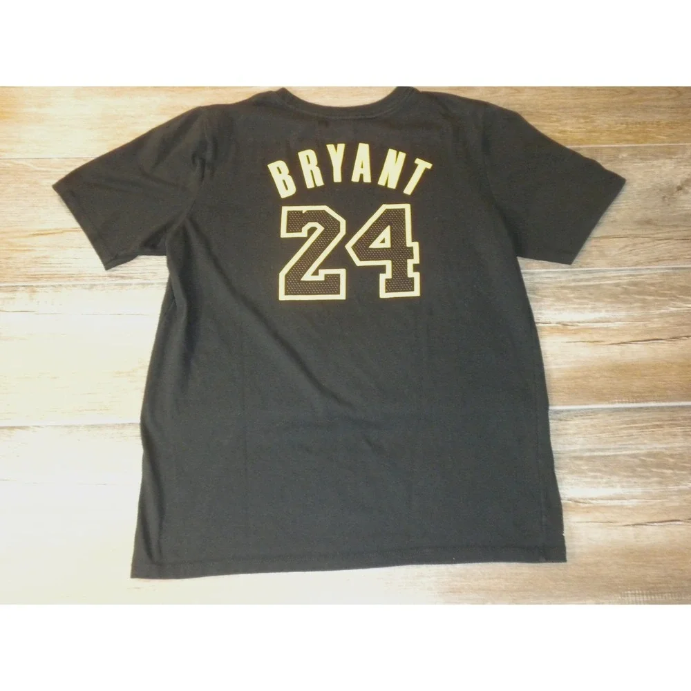 Nike L.A. Lakers Kobe Bryant T-shirt Youth XL Black Jersey Retirement 8 24